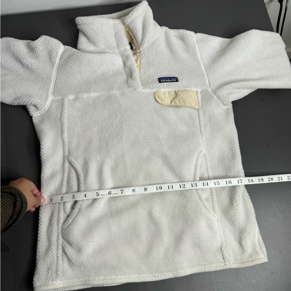 Patagonia Women’s White ReTool Snap quarter snap pullover - Picture 7 of 8